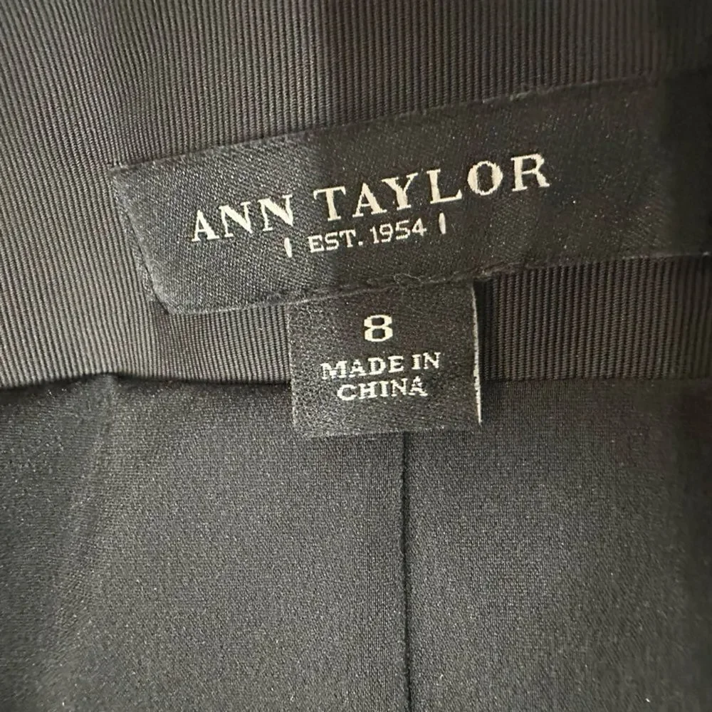 Ann Taylor Black Wool Blend Cropped Blazer With Lace & Ruffles Size‎ 8